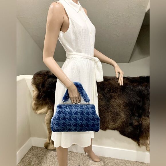 Blue Houndstooth Genuine Shearling Leather Kisslock Handbag, Multi Use Style - Picture 3 of 16